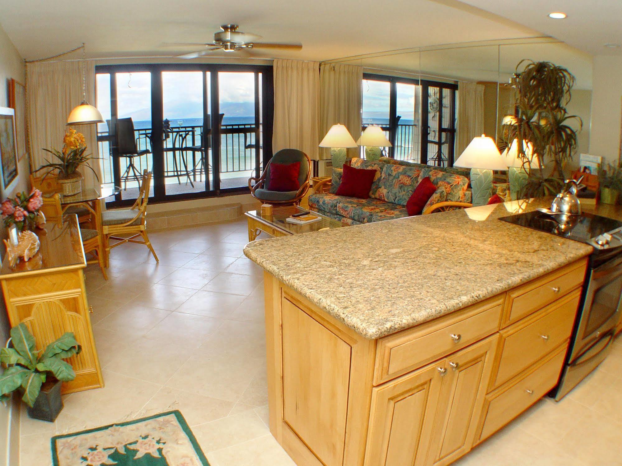 Kaleialoha Condominiums Лахайна Экстерьер фото